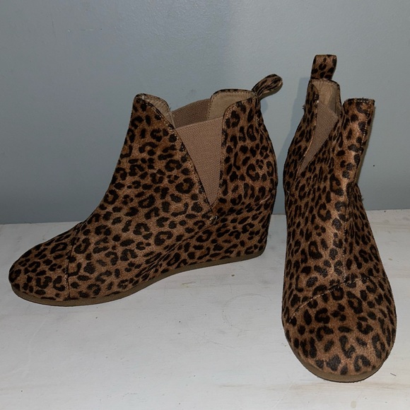 Leopard wedge booties - Picture 3 of 7